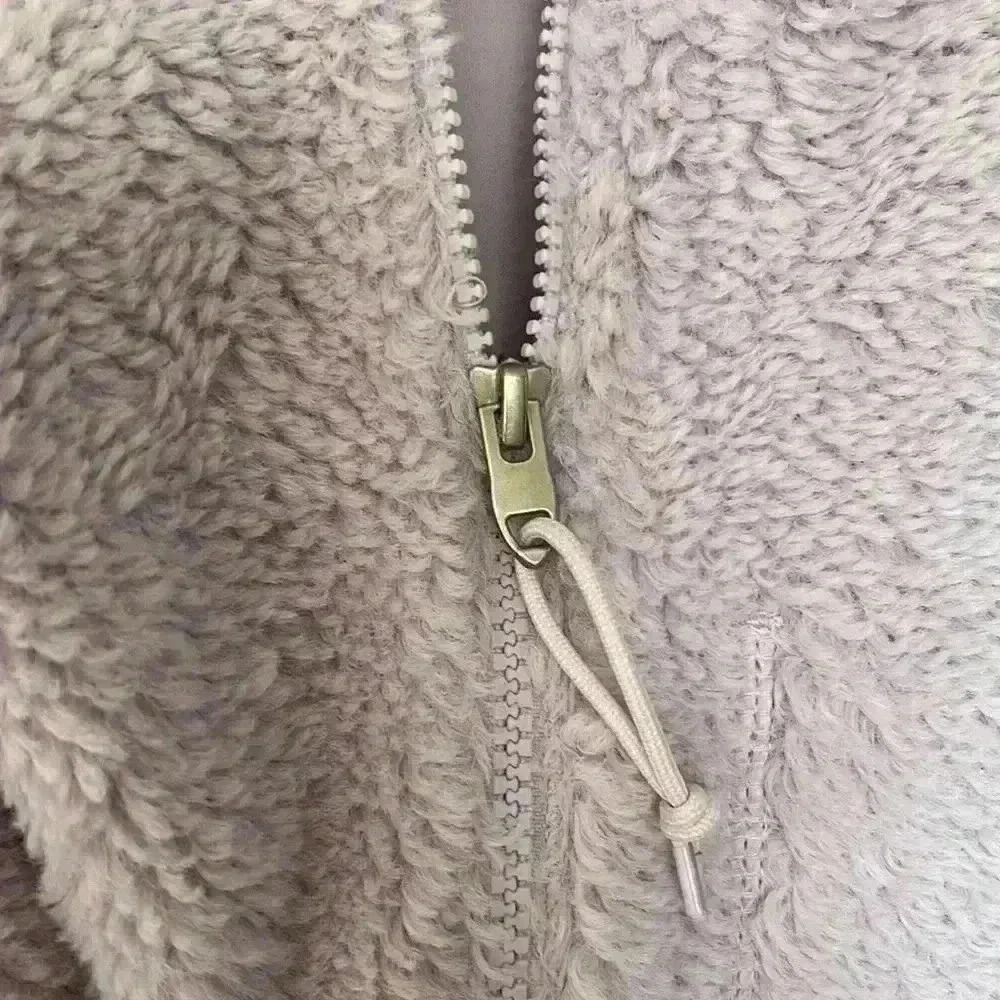 The North Face Women's Fleece Full Zip Jacket, Small - Picture 4 of 11
